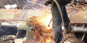 Revize jeřábů a zdvihacích zařízení